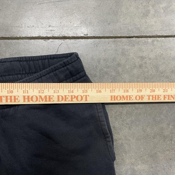 Nike Sweatpants Mens Small Black Fleece Joggers Drawstring Cuffed Swoosh Logo - Picture 2 of 4